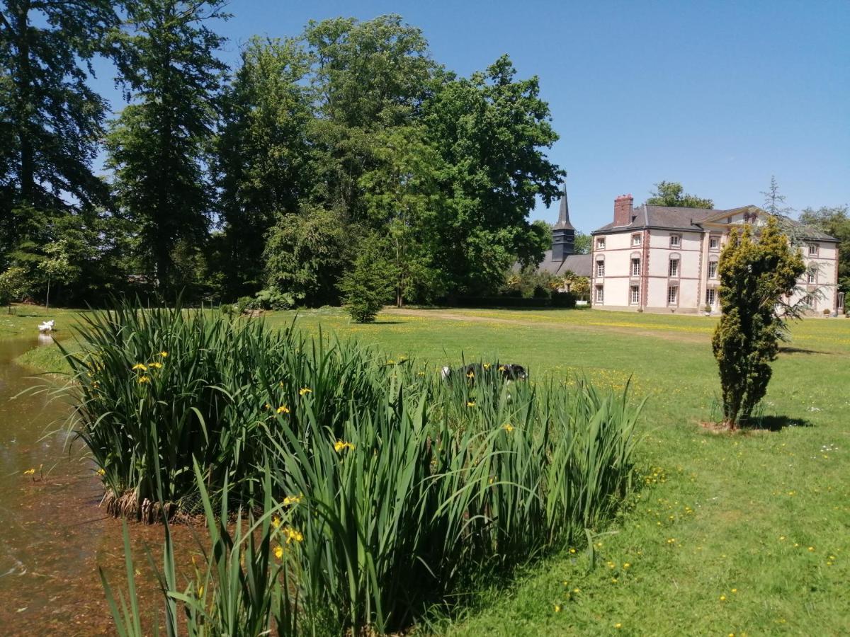 Chambre Le Notre Le Domaine Des Jardins De Bracquetuit Exterior photo